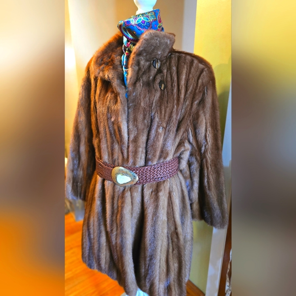 Vintage Brown Fur Coat women mink perfect condition belt no come with